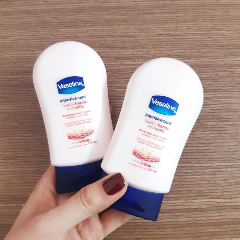 Kem Dưỡng Da Và Móng Tay Vaseline Intensive Care
