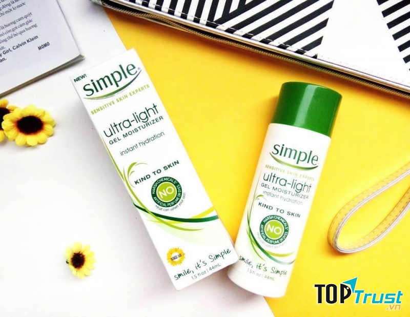 Kem dưỡng Simple Ultra - Light Gel Moisturizer
