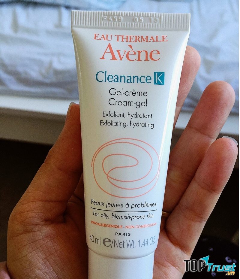 Kem giúp giảm mụn Avene Cleanance K
