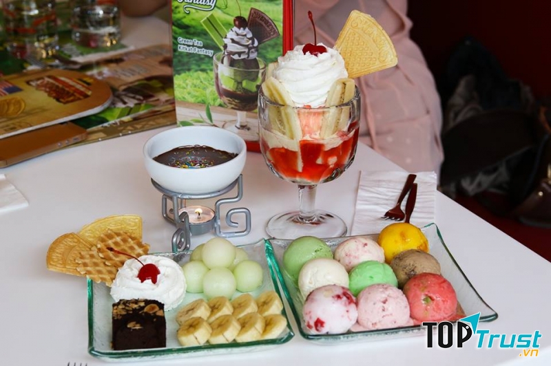 Lẩu kem Swensen's VN