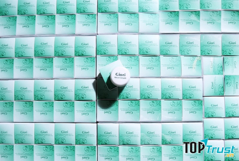 Kem trị mụn Giori