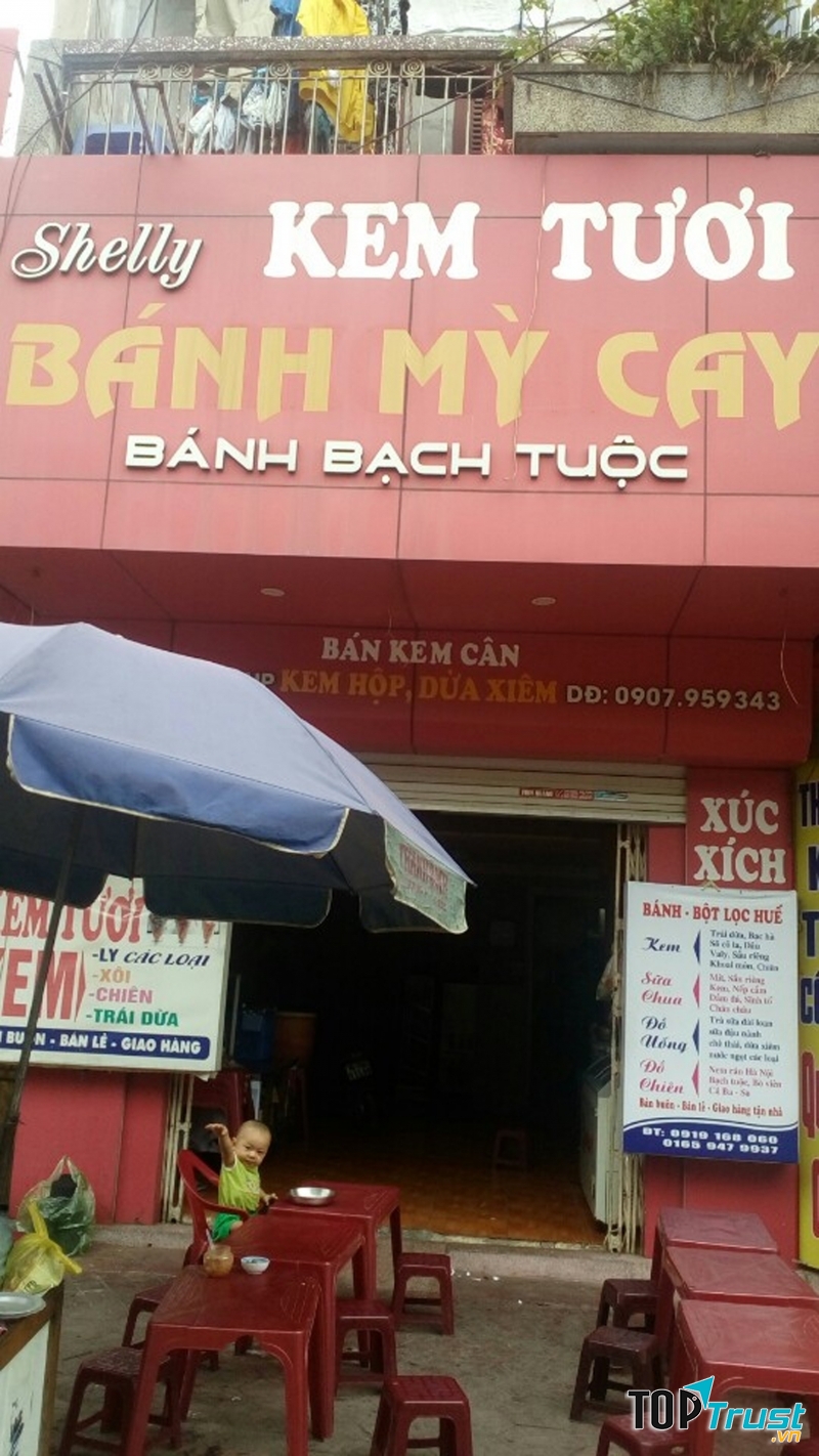 Quán kem tươi bánh mỳ cay