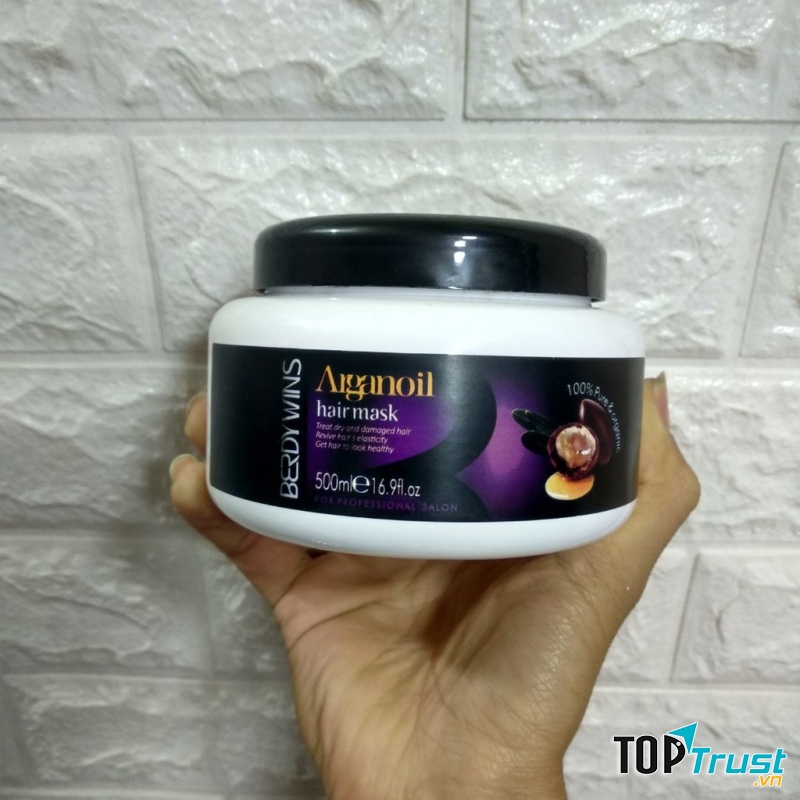 Kem ủ tóc này sẽ giúp bạn chăm sóc tóc kĩ lưỡng hơn sau các bước gội đầu thông thường.