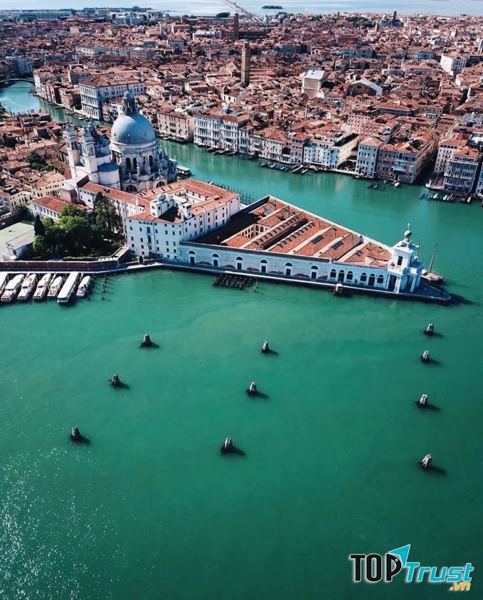 Kênh Grand