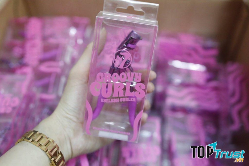 Kẹp Bấm Mi W7 Groovy Curls Eyelash Curler