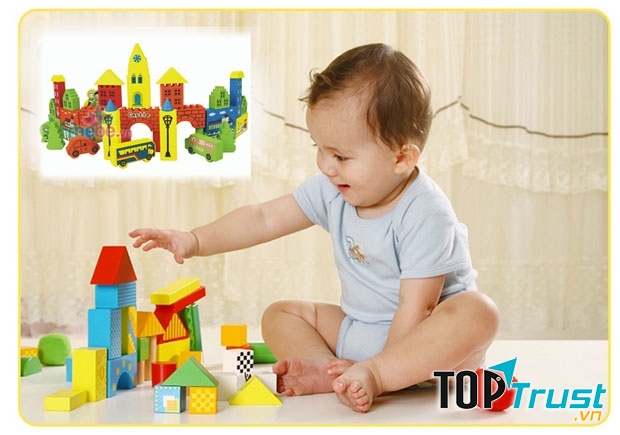 Bé có khả năng tập trung cao độ.