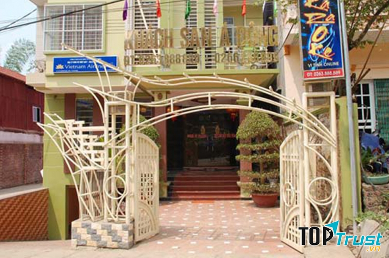 Khách sạn Á Đông