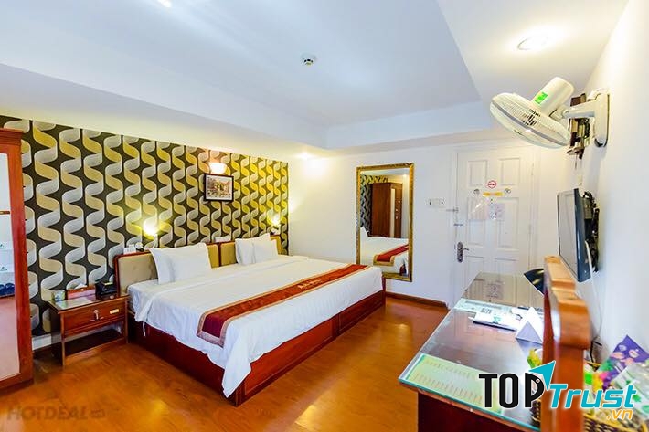 Khách sạn A25 - Đội Cấn