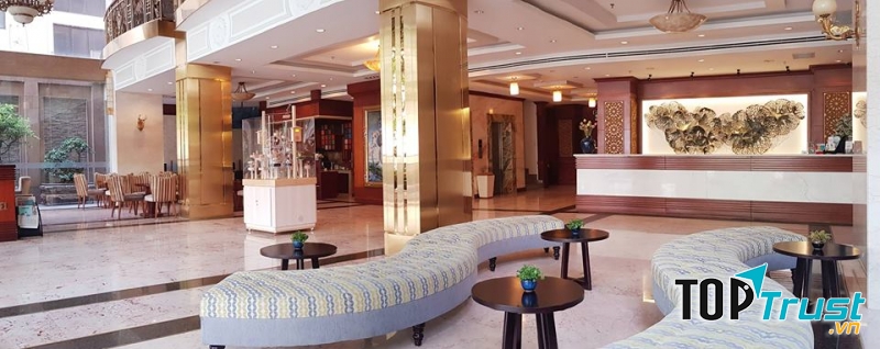 Với 90 phòng khách được phân bổ thành 05 kiểu phòng, cùng trang thiết bị hiện đại, tiện nghi,