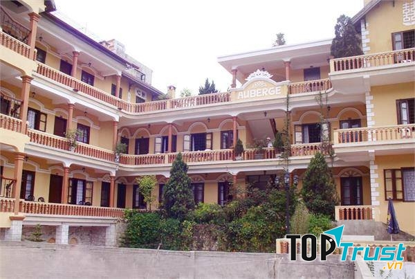 Khách sạn Auberge Đặng Trung