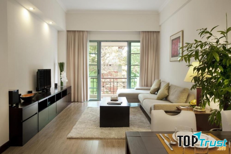 Khách sạn Diamond Westlake Suites