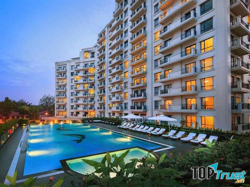 Khu vực hồ bơi