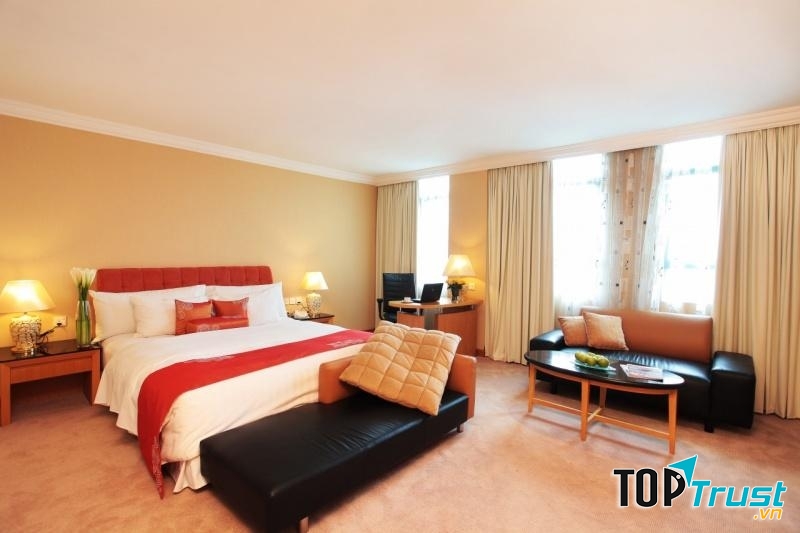 Khách sạn Fortuna