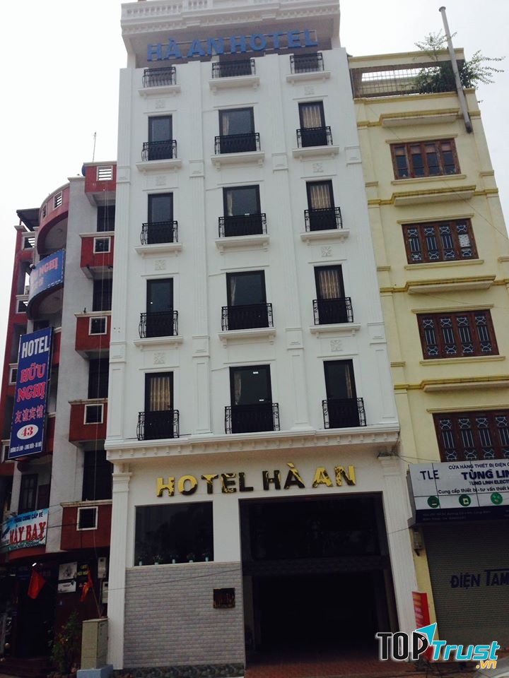 Khách sạn Hà An