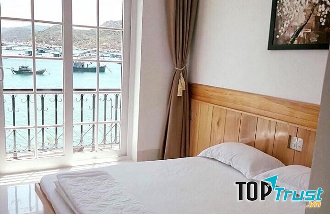 Khách sạn Hà Nguyễn