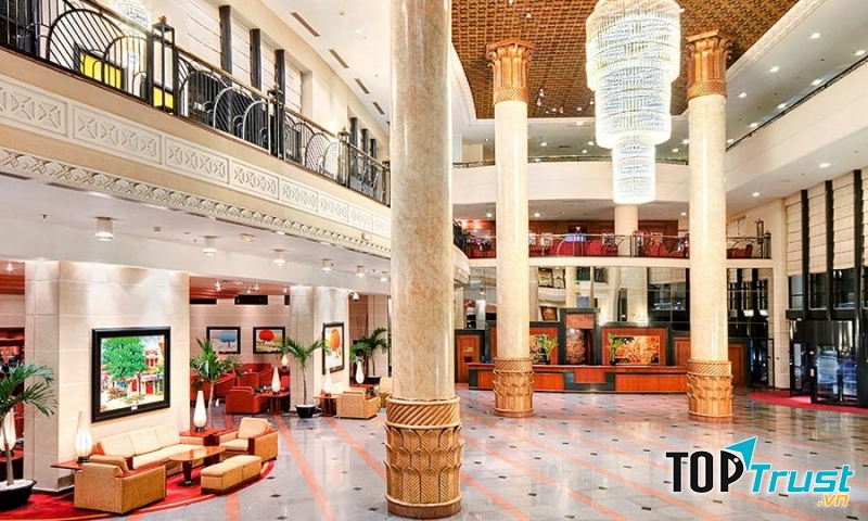 Hilton Hanoi Opera Hotel - Lobby