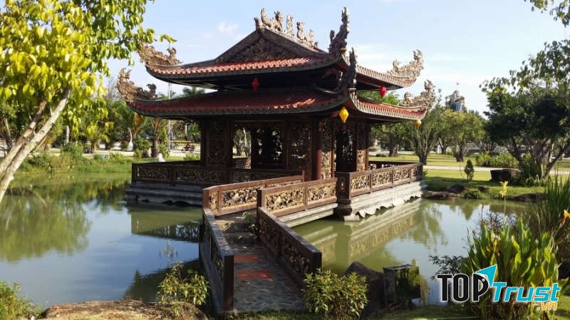 Khách sạn Hoa Sen