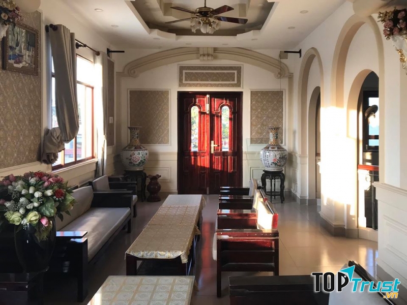 Khách sạn Hoàng Đế