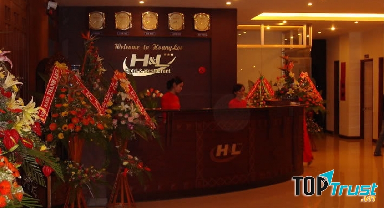 Sảnh khách sạn Hoàng Lộc
