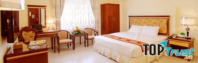 Khách sạn Hoàng Ngọc