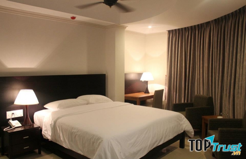 Phòng rộng, hiện đại