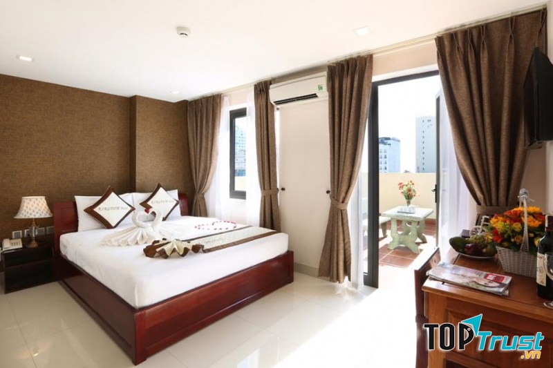Khách Sạn Kingdom Hotel