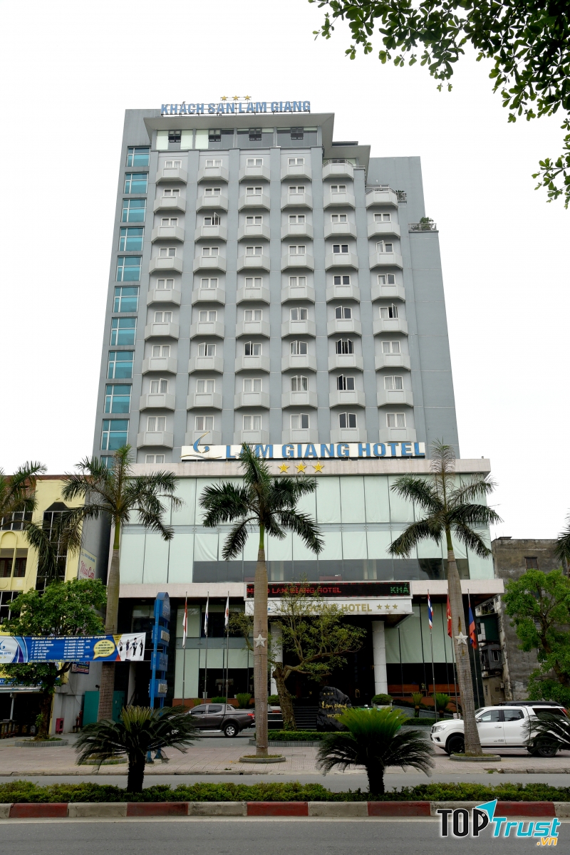 Khách sạn Lam Giang