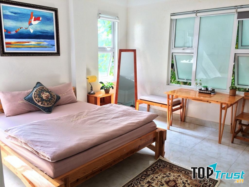 Khách sạn Little Cát Bà