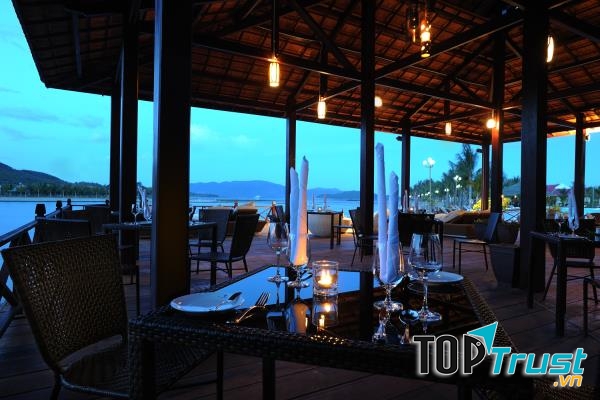 Khách sạn Mer Perle Sea Sun