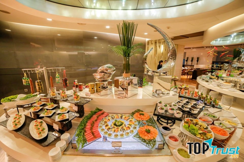 Ẩm thực sang trọng cùng không gian thưởng thức tuyệt mĩ, hấp dẫn