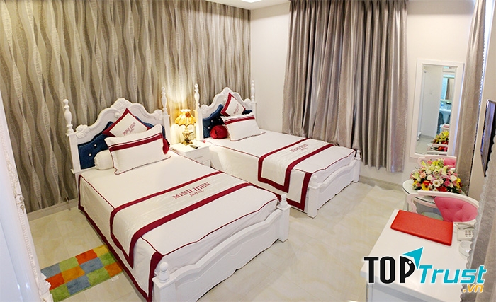 Phòng Deluxe tại Khách Sạn Phan Thiết Minh Hiền Hotel