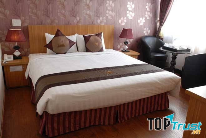 Phòng được trang bị đầy đủ tiện nghi hiện đại.