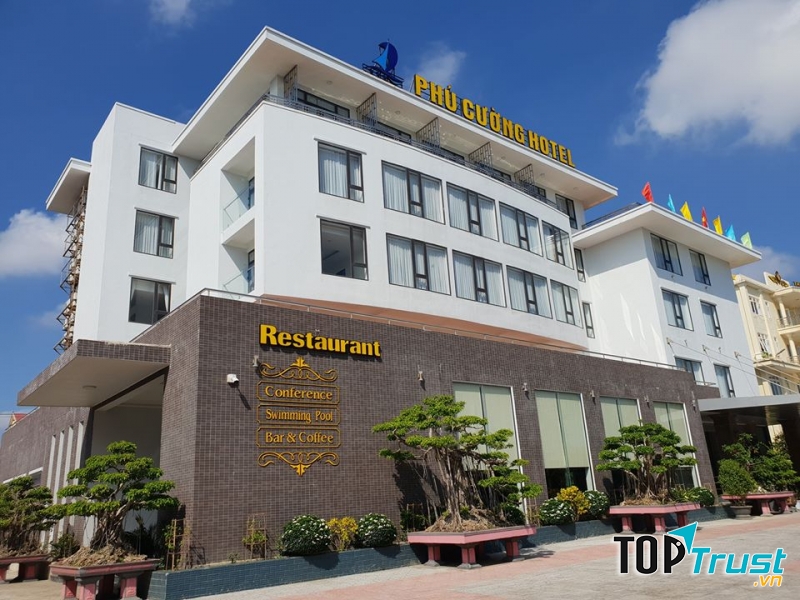 Khách sạn Phú Cường