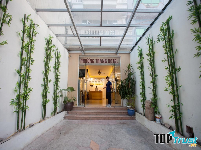 Khách sạn Phương Trang