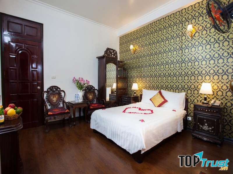 Khách sạn Phương Trang