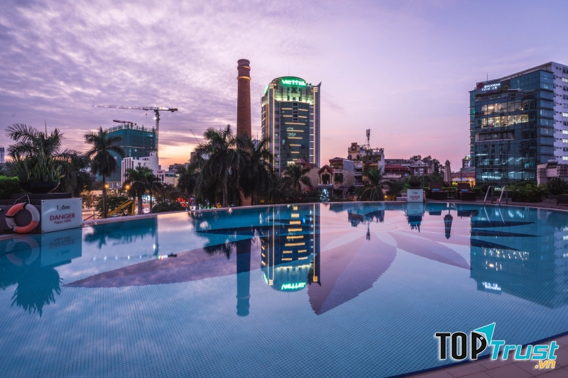 Khách sạn Pullman Hà Nội