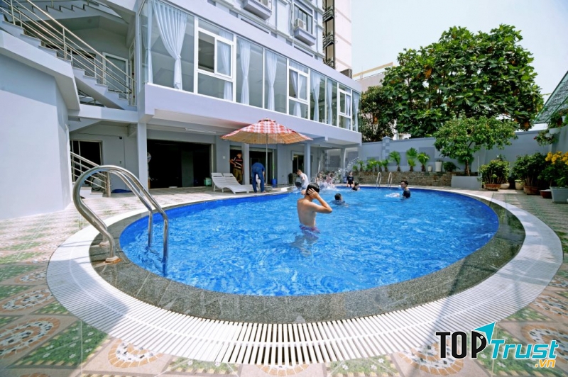 Khách Sạn Quốc Cường