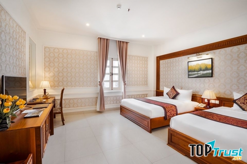 Riverside Hotel Quảng Bình