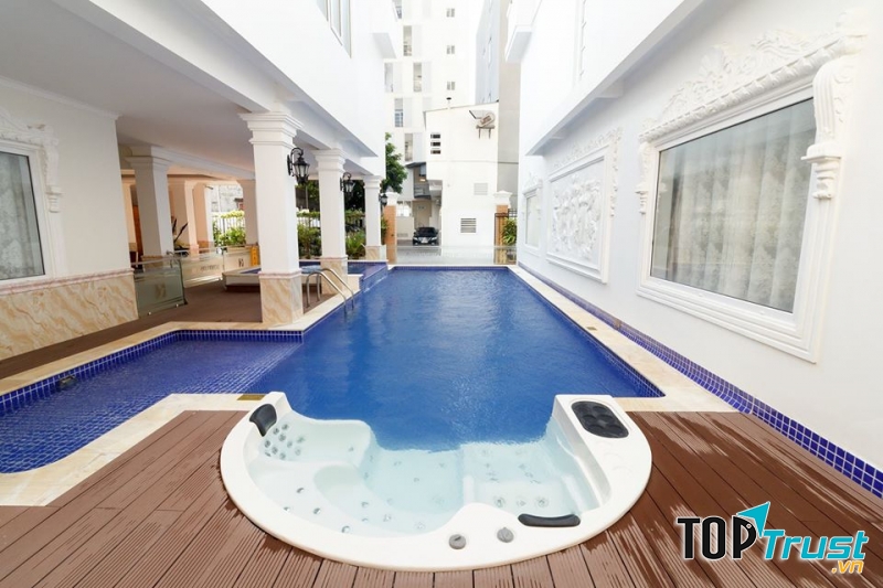 Khách sạn Romeliess