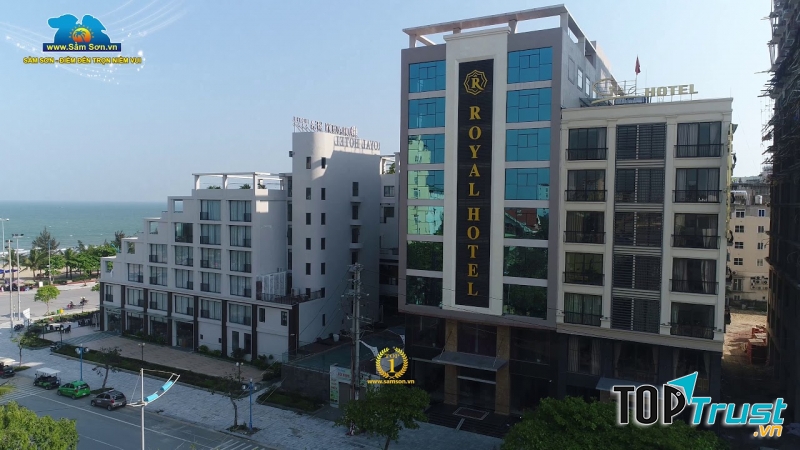 khách sạn Royal