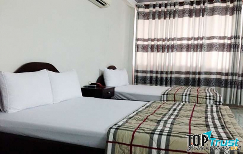 Khách sạn Sơn Tùng