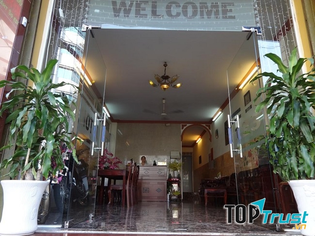 Khách sạn Sơn Tùng