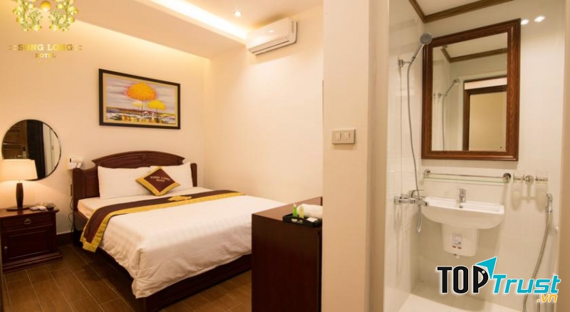 Khách sạn Song Long