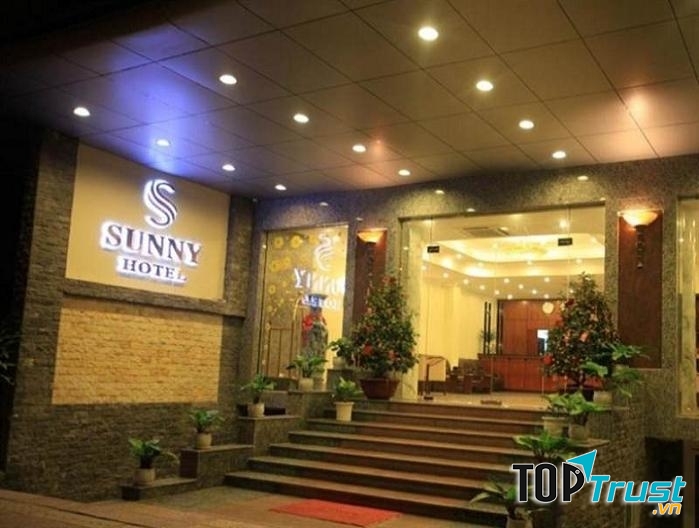 Sunny khung cảnh vào tối