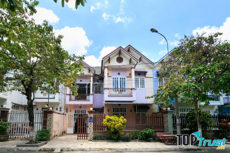 Khách sạn Sunray House