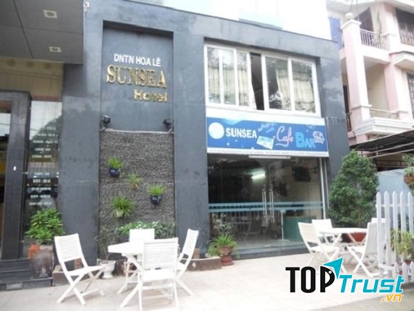 SunSea nhìn từ ngoài