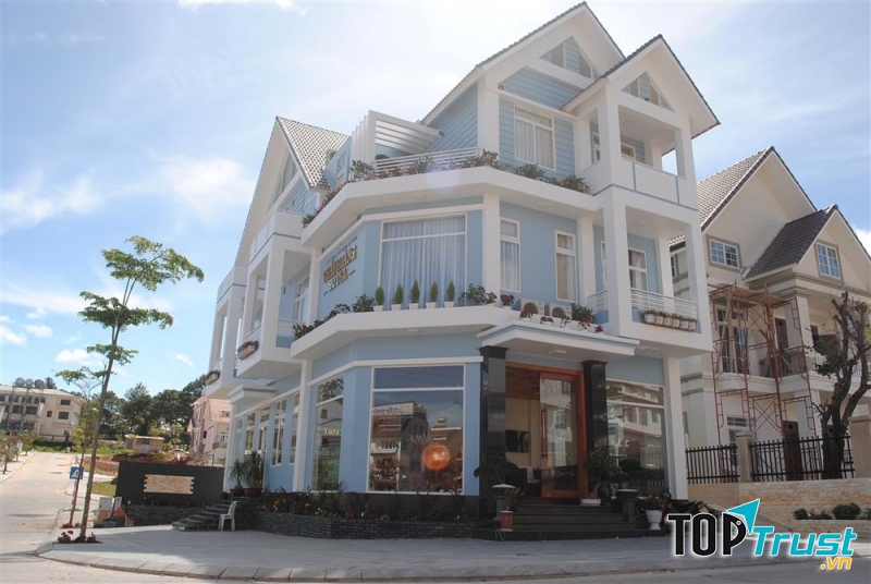 Thái Hoàng Hotel là biệt thự nghỉ dưỡng sang trọng, đẳng cấp