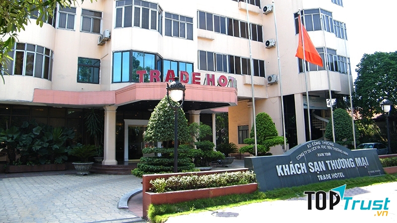 Khách sạn Trade