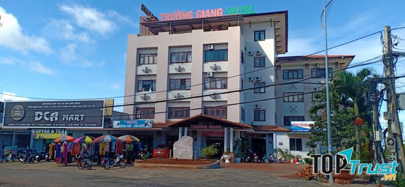 Khách Sạn Trường Giang Đắk Nông