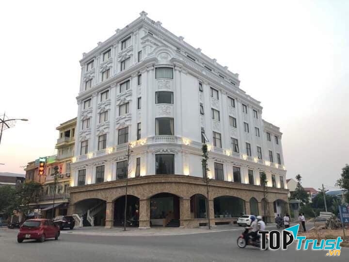 Khách sạn Tùng Dương